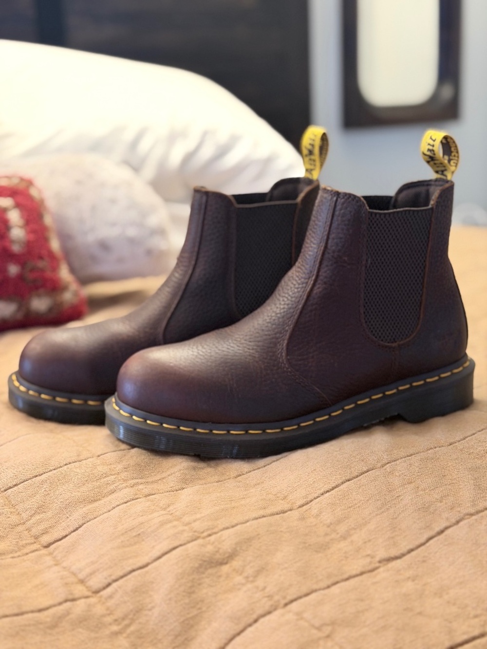 Dr. Martens Fellside Chelsea Steel Toe Workboot
